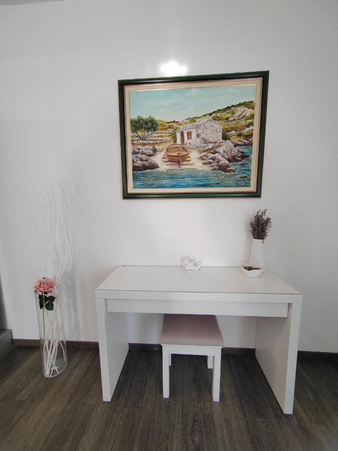 Apartman DMT Kastela Dış mekan fotoğraf